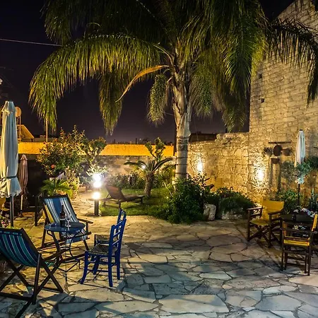 Niki's House Apartament *