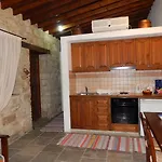 Niki's House