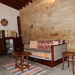 Niki's House * Limassol