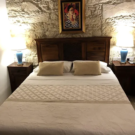 Niki's House * Limasol