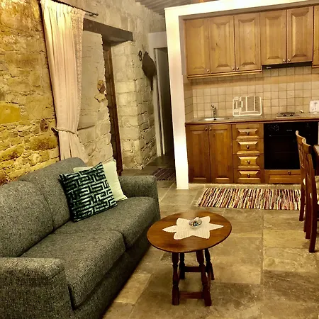 Niki's House Limasol