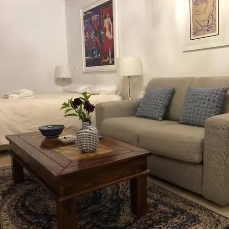 Niki's House Apartment *